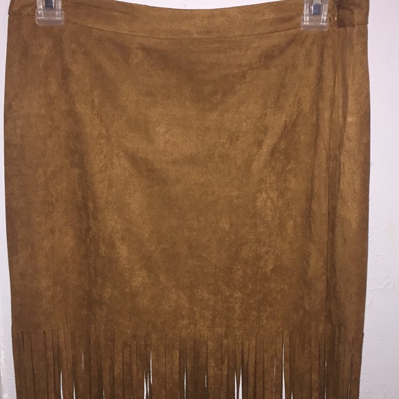 Skirt - Picture 2 of 2